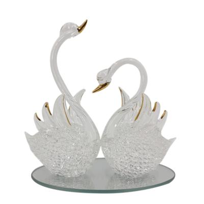 China Wholesale Handmade Innovative Valentines Gifts Valentines Day Decorations Glass Swan for sale