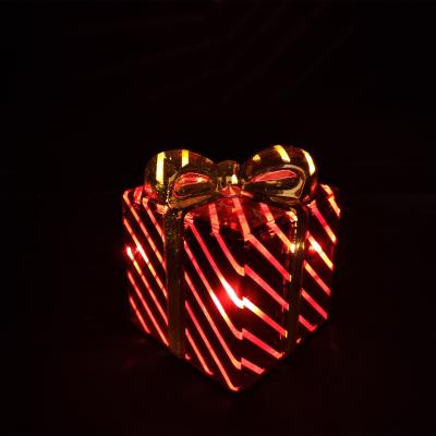 China Fashionable Cheap Christamas Decoration Glass Ornament Home Decor Open Led Light Up Gift Box for sale