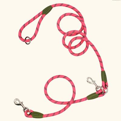 China Colorful Modern New Design Rope Stored Pet Leash Pet Leash Working Hands Stored Dog Free Leash for sale