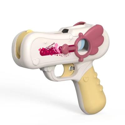 China 2022 Hot Selling Valentine's Day Plastic Candy Gun Plastic Toy Lollipop Fun Mini Plastic Gun Candy Shooting Toy for sale