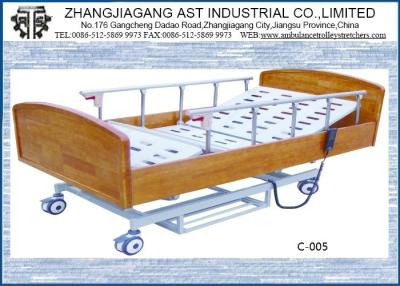 China Electric Remote Control Hospital Bed Three Function Wooden For Patient Care for sale