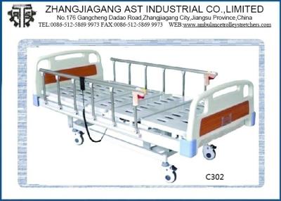 China Cama de hospital eléctrica de Siderail de la aleación de aluminio de función triple con el motor de Linak en venta