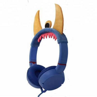 China Headband Wired Plush Horn Unicorn Headphone Christmas Gift Items Kids Headphones for sale