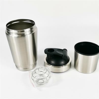 China Viable Manual Shaker Stainless Steel Water Bottle Blender Cup Sport Vacuum Cup With Screw Lid for sale