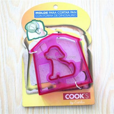 China Viable dog in house shape plastic sandwich cutter for sale