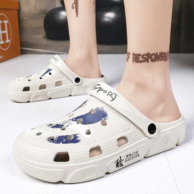 China 2022 Light Weight Slipper Making Machine Eva Corns Summer Cartoon Copy Slides Anti Slip Sliders Slippers Men Shoes for sale