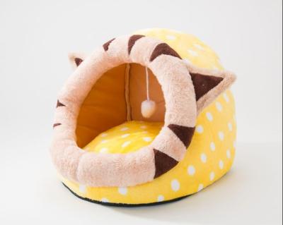 China Removable Dog or Cat Bed Lounge Pet Cuddle Pocket Blanket amason Soft Cozy Warm Cave for sale