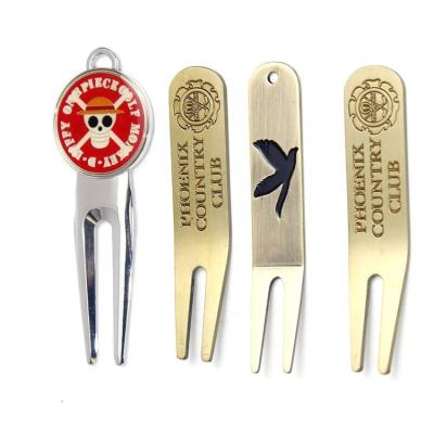 China Factory Wholesale Stylish Custom Design Logo Metal Divot Repair Tool Golf Launch Fork for sale