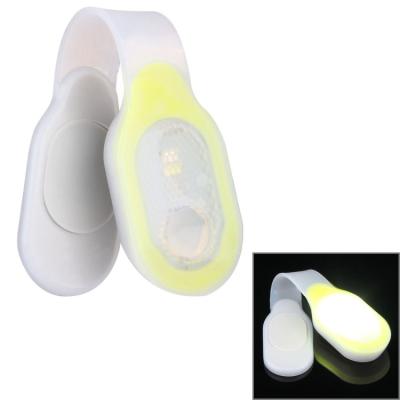 China Portable Night Light Mini Silicone Clip On Magnetic Hand Free Light, Magnet Lamp, Dressing Light for sale