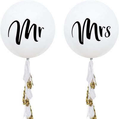 China Selection of 36 inch giant wedding festival decoration balloons Mr Mrs White balloons with tassel for wedding party decorations for sale