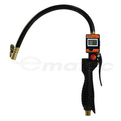 China Lightweight Tire Inflator Tire Grip Type Air Inflating Gun Digital Tire Inflator With Gauge for sale