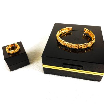 China High Quality Delicate Women's Gold Plated Copper Delicacy Bracelets Plat Plat Plated Jewelry 18K 24K Solid Gold Link Bracelet Set for sale