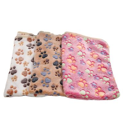 China Stored Pet Supplies Warm Warm Coral Fleece Cat Pet Blanket Washable Winter And Autumn Dog Beds Amazon Dog Mats Thin Comforter for sale