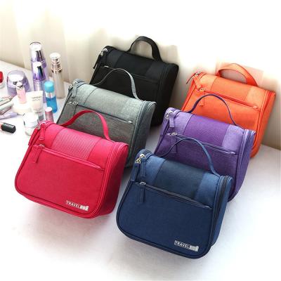 China Wholesale Fashion Polyester Hook Makeup Bag Organizer Pendant Cosmetic Bag Men for sale