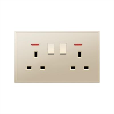 China DOUBLE 13A PC FRAME SWITCHED SOCKET WITH LED, UK PLUG for sale