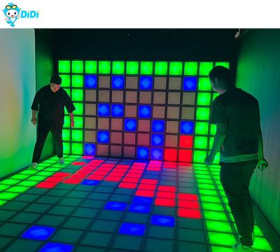 Chine Plancher de danse de jeu actif à LED plancher sensible à la lumière pour le parc à thème salle de jeux à vendre