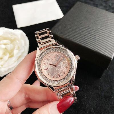 China Water Resistant Watch Supplier 1260 Mens And Ladies Quartz Watch Stainless Steel Fashion Trend Elegant Watch 2022 With Box 01 for sale