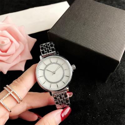 China New 2022 Water Resistant Fashion Trend Watch Supplier Men And Women Elegant Quartz Watch Stainless Steel Watch With Box 06 for sale