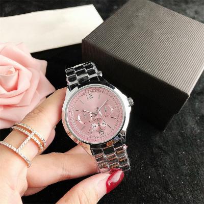 China New Water Resistant Fashion Trend Watch Supplier Men And Women Elegant Quartz Watch Stainless Steel Watch With Box 06 for sale