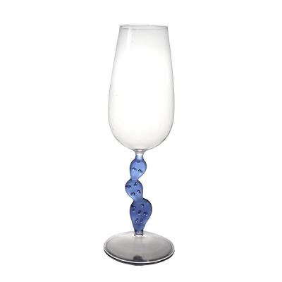 China Elegant Fashionable Traditional Crystal White Wine Glass Wedding Party Cake Table with Champagne Glass for sale