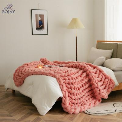 China Anti-pilling Handmade Knit 100% Acrylic Army Blanket Chunky Knit Throw Blanket Super Bulky Pet Bed Chair Mat Rug Large for sale