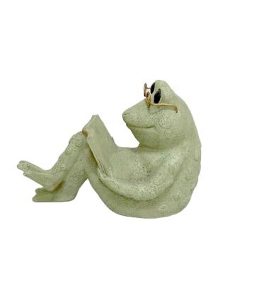 China Artificial GARDEN RESIN READING BOOK FROG FIGURINE STATUE for sale