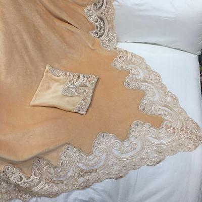 China 2020 New Design Luxury Baby Blanket Very Soft Antistatic With Lace for sale