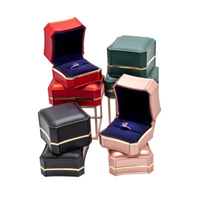 China New Luxury Octagon Led Light Jewelry Box Customized Big Logo And Set Luxury Led Plastic Jewelry Necklace Box Led Jewelry Box for sale