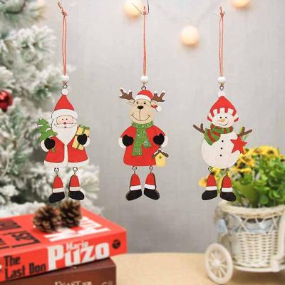 China Holiday Decoration 2021 Beautiful Wooden Christmas Ornament Family Reunion Table Ornament Pendant for sale