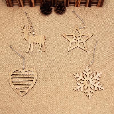 China Holiday Decoration Wooden Christmas Pendant Full Of Furniture Decoration Pendant Christmas Festive Atmosphere for sale