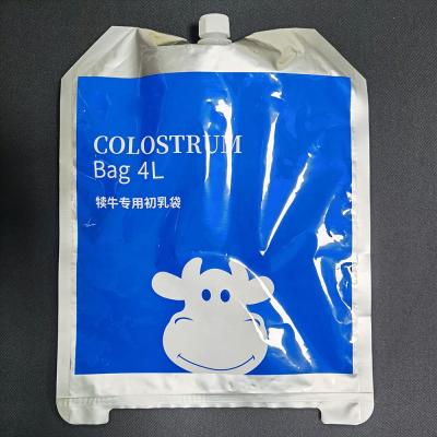 China 2.5L 4L 10L Milk Pouch Calf Cow Colostrum Storage Moisture Proof Bags With Soft Tube for sale