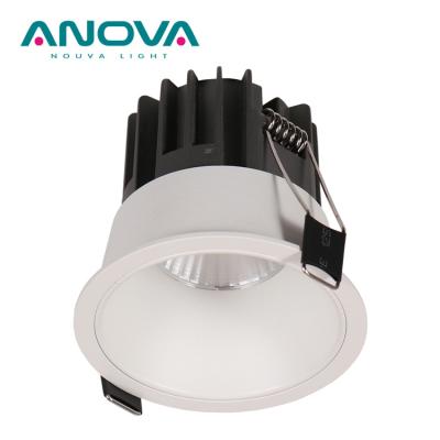 China Low Glare CRI90 High Anti Glare Reflector Beam Recessed Led Downlight Ceiling Spot for sale