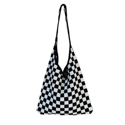 China Newest Fasion Buffalo Black And White Plaid Knit Shoulder Bag Tote Shopping Bags for sale