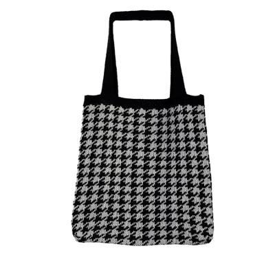 China Latest custom houndstooth\fasion 2021 knit bag large capacity fashion handbag for sale