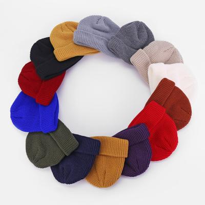 China COMMON customized knitted outdoor woolen beanies short street beanie hat solid color for sale