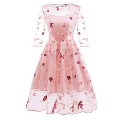 China Retro Sustainable Women's Style Hot Lace Hand-Embroidered Pompous Dress for sale