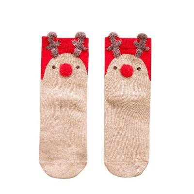 China Autumn And Winter Color Cotton QUICK DRY Tall Red Christmas Stocking Cartoon Knit Christmas Bumps Lovely Moose Japanese Lady Stocking Gift for sale