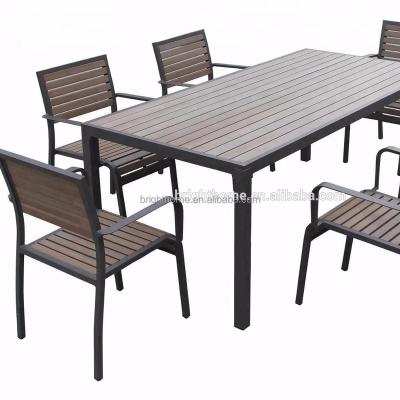 China Outdoor Leisure Garden Table Patio Plastic Wood Table And Chair for sale