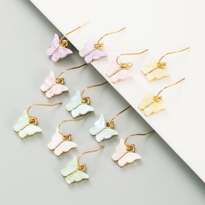 China 2020 TRENDY Girls Soft Colorful Acrylic Butterfly Earrings Fashion Animal Butterfly Dangle Earring for sale