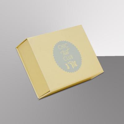 China Recycled Materials OEM Manufacturer Custom Design Made Rigid Cardboard Paper Cosmetic Luxury Gift Clothing Packaging Cosmetic Paper Gift Box for sale