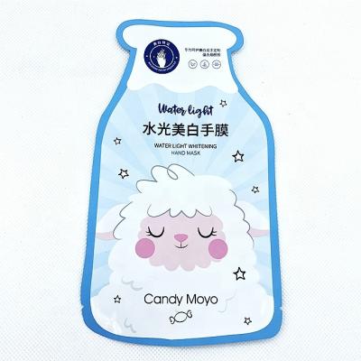 China Custom Free Design Bottle Shape Holder Pouches Food Label Recyclable Drinking Wate Plastic Bag For Fruit Juice for sale