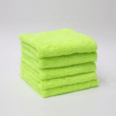 China TIGER Green 500gsm 40x40cm AUTO Car Drying Towel Ultrasonic Deburring Microfiber Cloth For Car Care for sale