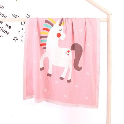 China Unicorn Cuddling Baby Blanket Super Soft Anti-pilling For All Seasons, Playing Blanket, Bedspread For Kids for sale