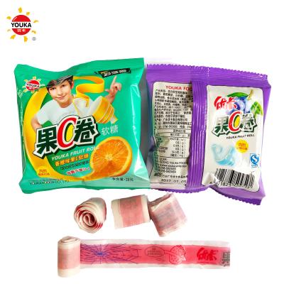 China Natural 28g Fruit Flavors Halal Strip Muffin Sweet Candy Juice Soft Candy for sale