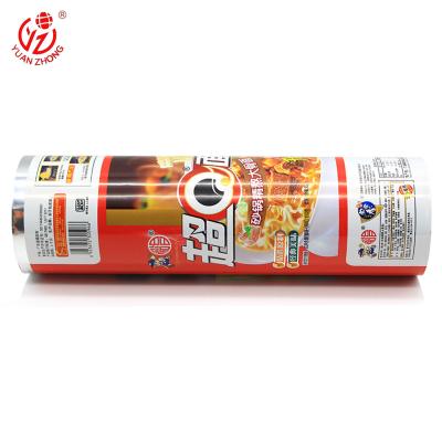 China Noodle Food Packaging Bag Pouch Packaging Moisture Proof Customized Plastic Film Roll for sale