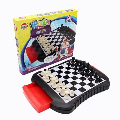 China Entertainment Plastic International Classic Toys Free Time Chess Game Magnetic Flying Board for sale