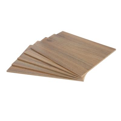 China 3mm Thin Sheet Wood Grain Timbering Surface Melamine MDF Moisture Proof for sale