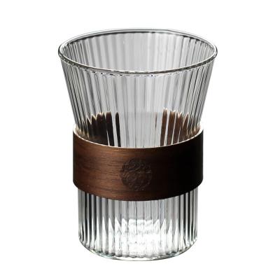 China CLASSIC hot selling vertical grain glass with wood scrap borosilicate glass the top, advanced pattern drinking glass for sale