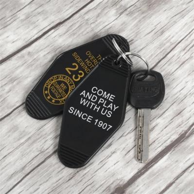 China Promotion Gift High Quality Fashion Souvenir Gold Keychain Universal Plastic Accessories for sale