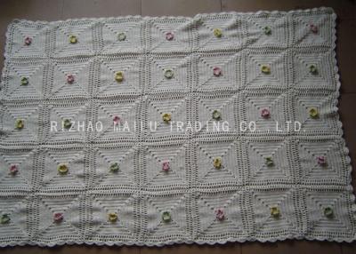 China Small White Handmade Crochet Blankets Square Hand Knitted Baby Blankets for sale